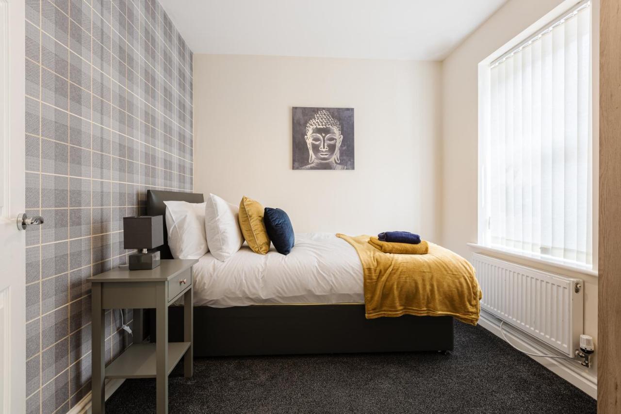 Oxheys House - 5 Bedrooms Contractors Parking Preston  Bagian luar foto
